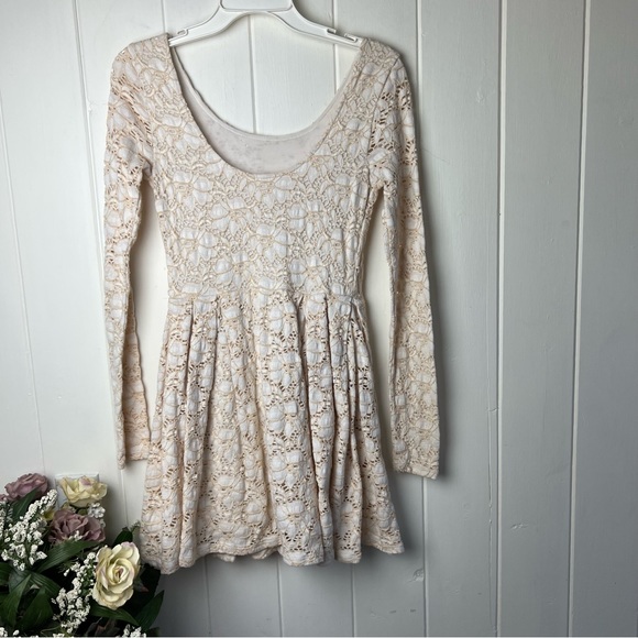 Free People Rose Garden Eyelet Lace Pleated Mini Dress - Picture 4 of 14